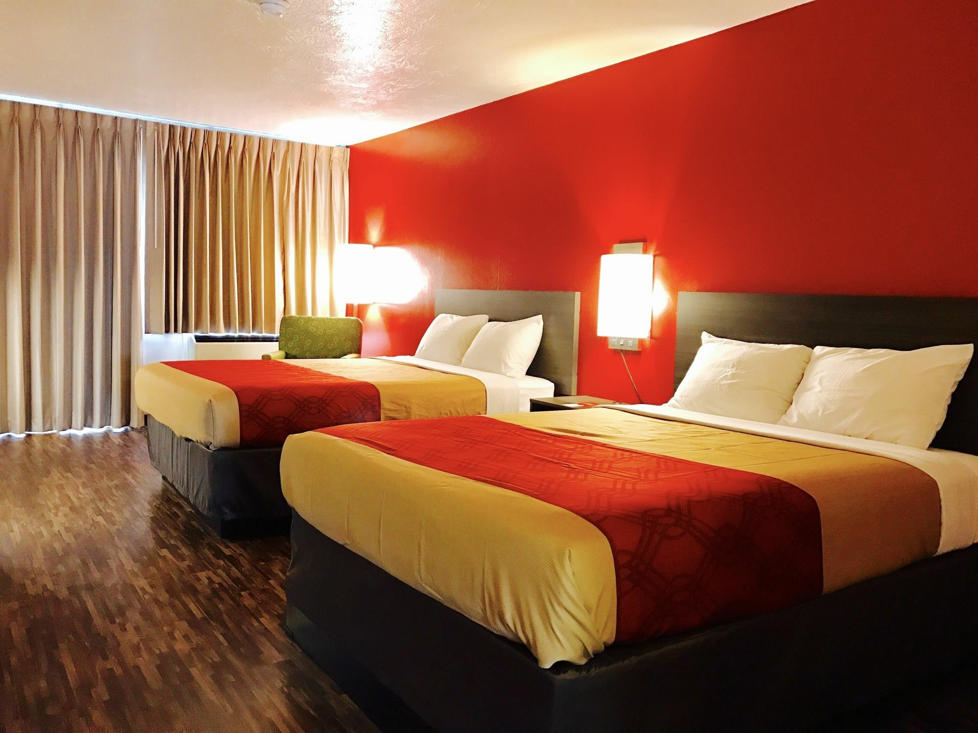 איידהו פאלס Econo Lodge Near Snake River מראה חיצוני תמונה